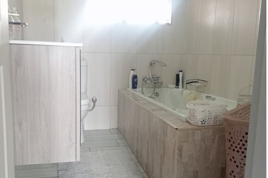 3 Bedroom Property for Sale in Orkney Park North West